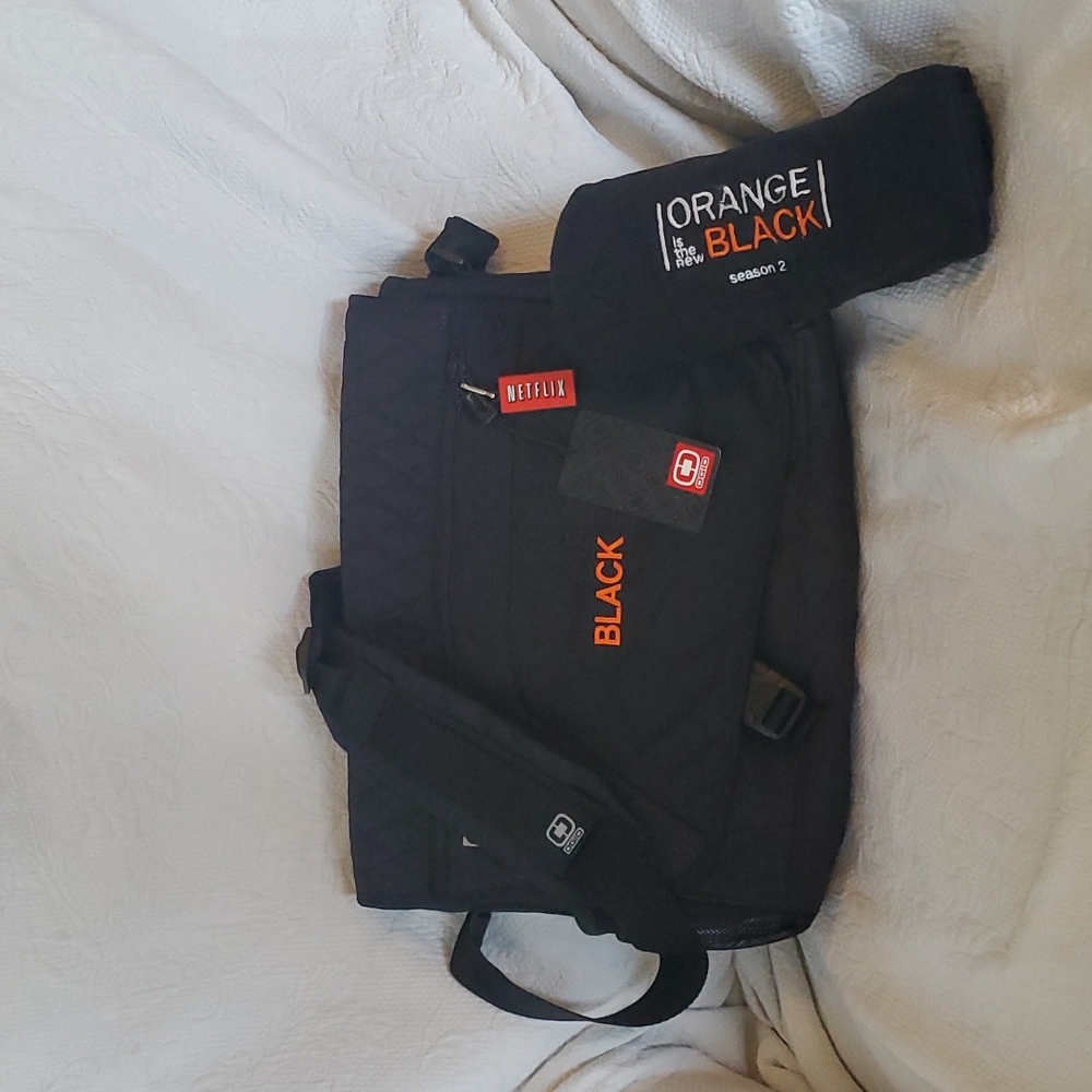 OGIO MESENGER/LAPTOP SHOULDER BAG - Picture 11 of 11